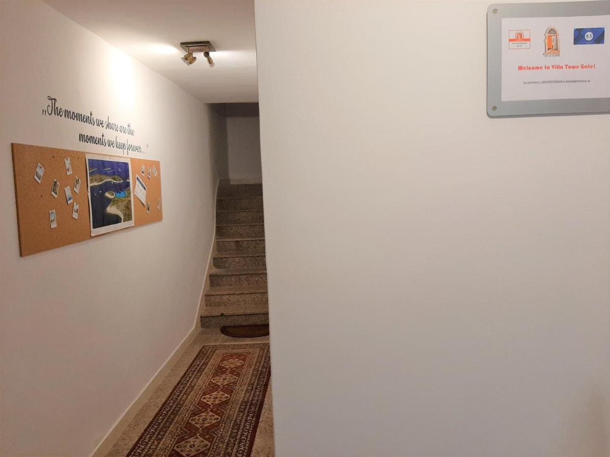 Rooms And Apartments Villa Town Gate Hvar Χβαρ Εξωτερικό φωτογραφία