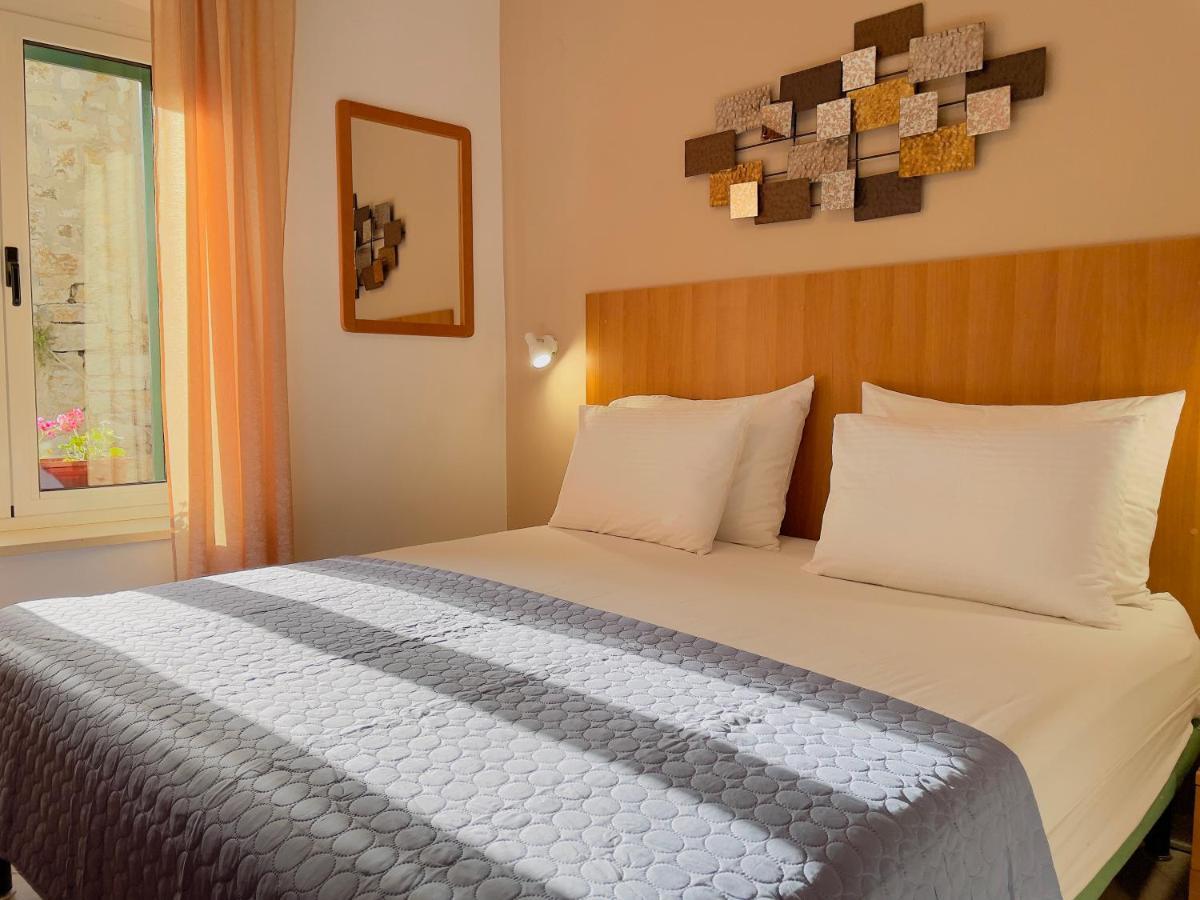 Rooms And Apartments Villa Town Gate Hvar Χβαρ Εξωτερικό φωτογραφία