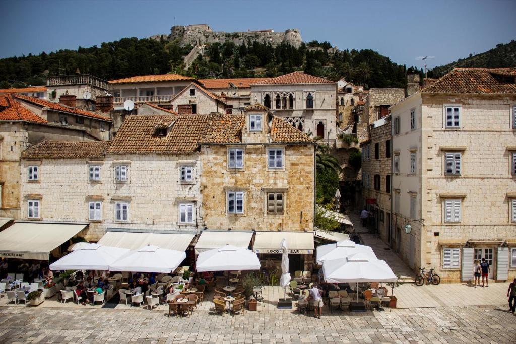 Rooms And Apartments Villa Town Gate Hvar Χβαρ Εξωτερικό φωτογραφία